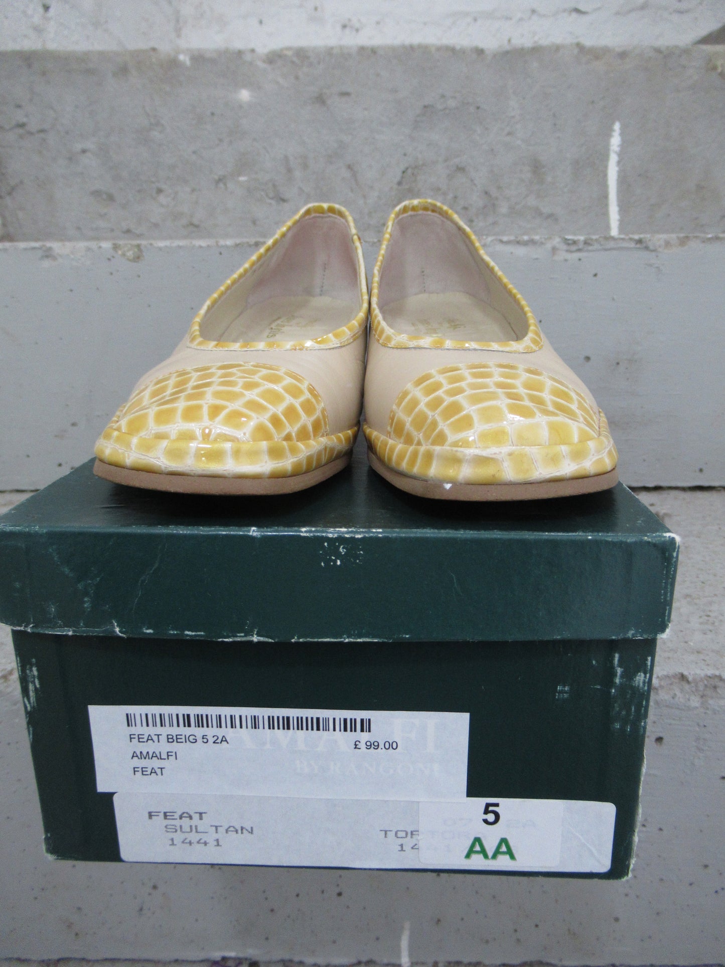 Cute low wedge shoes