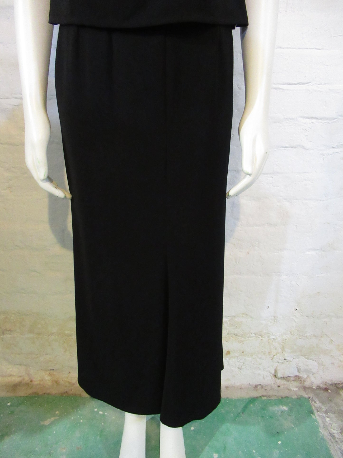 Sarah B. 3 piece skirt suit
