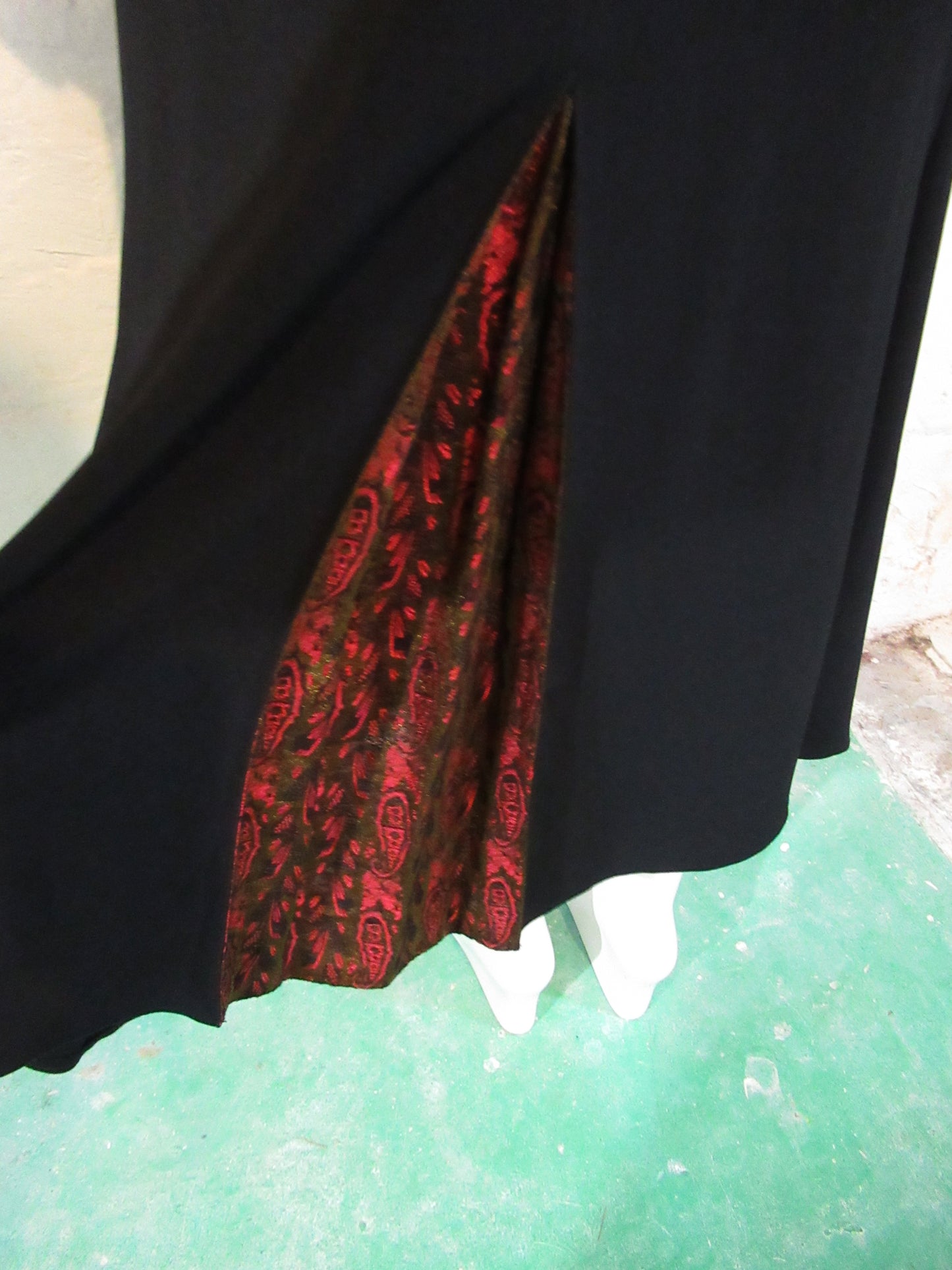 Sarah B. 3 piece skirt suit