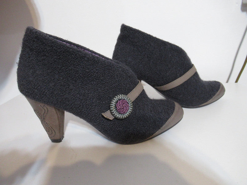 Gorgeous grey shoes