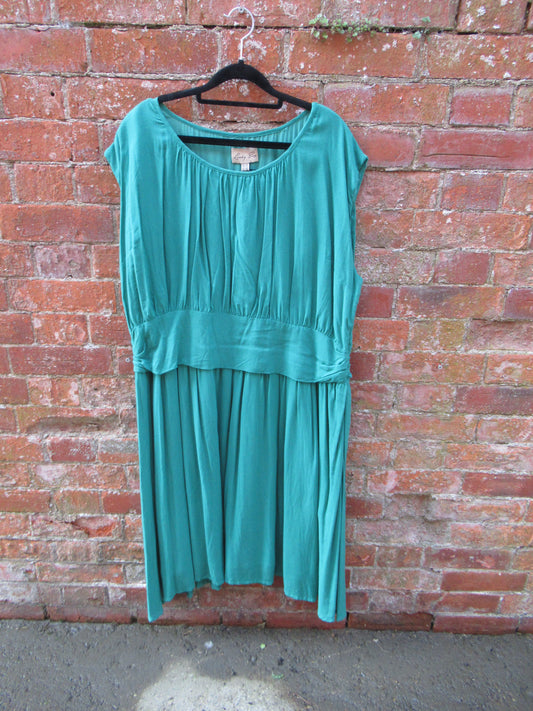 Gorgeous green Lindy Bop dress